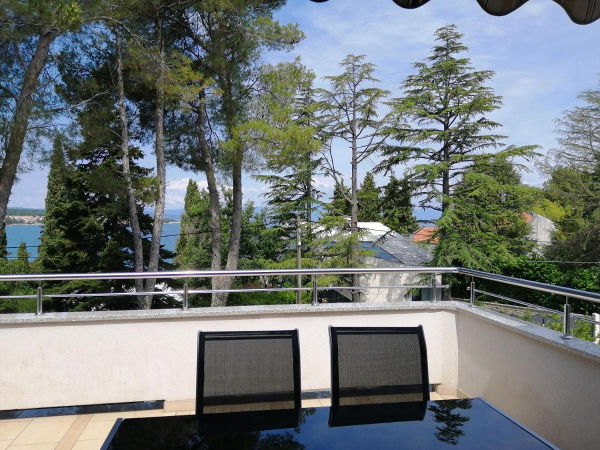 Apartments Atrium Malinska Exterior photo